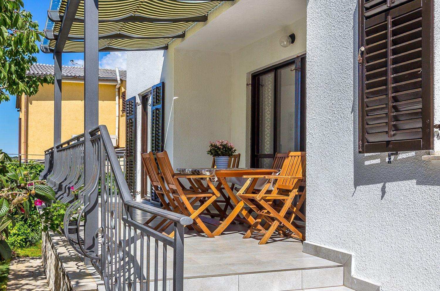Neu Renovierte Ferienwohnung Mit Klima, Wlan, Terrasse Und Grill Pula Exterior foto